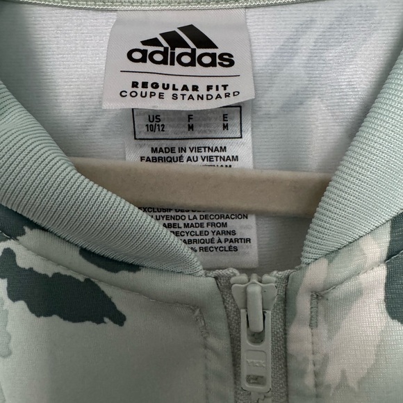 ✨2/$18✨- Adidas Floral Track Jacket - Picture 2 of 2